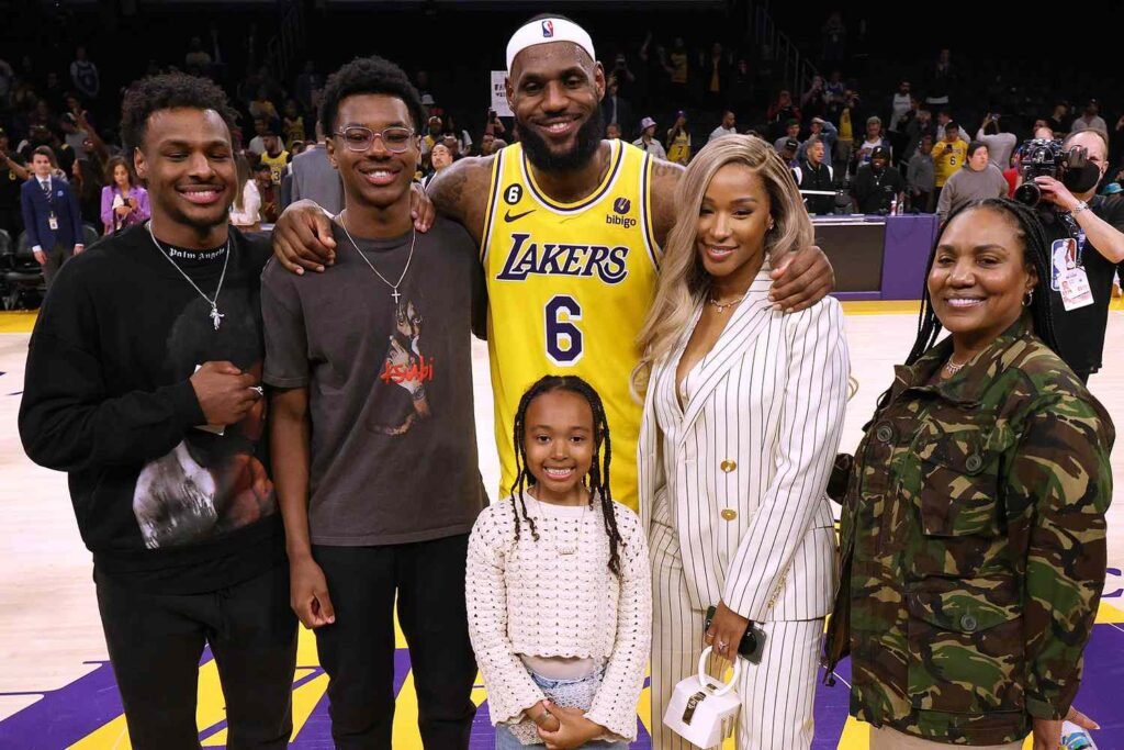 lebron james kids